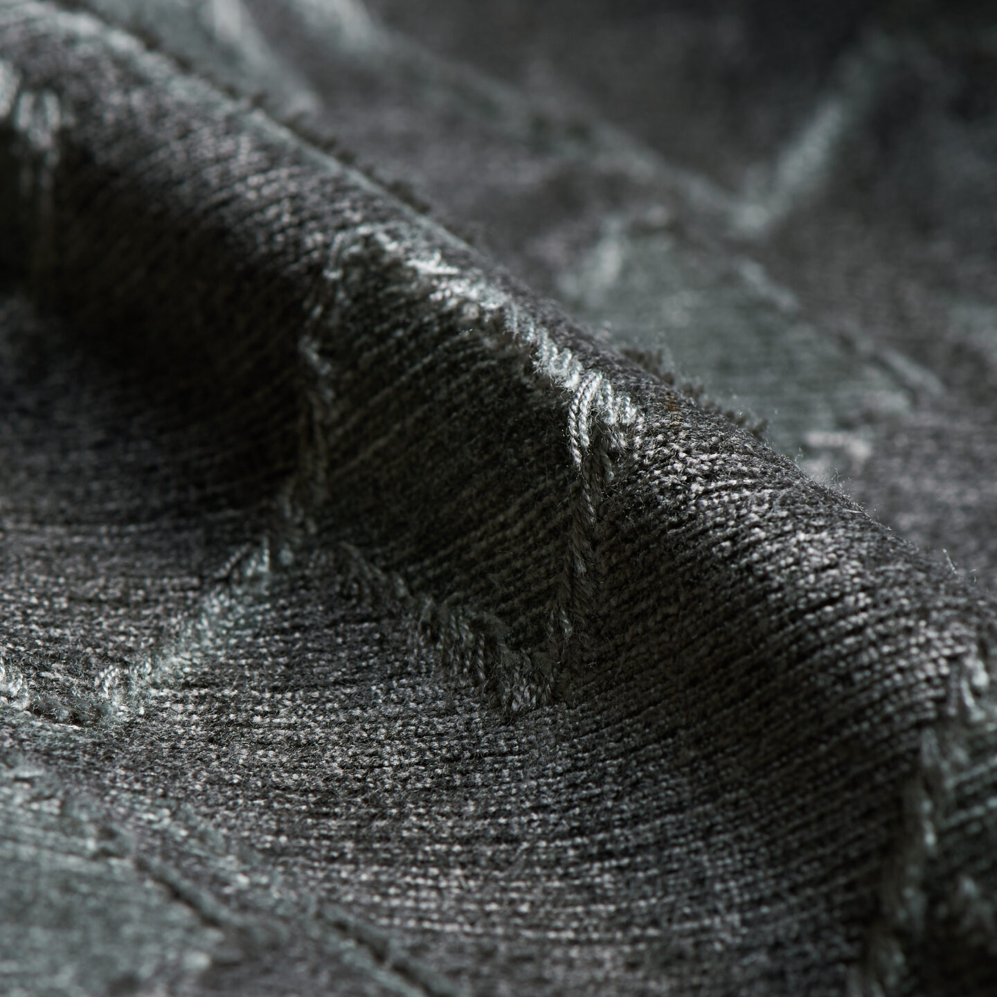 Versante-Grey-Flannel-Clarence-House-Frank-Ponterio-Interior-Design