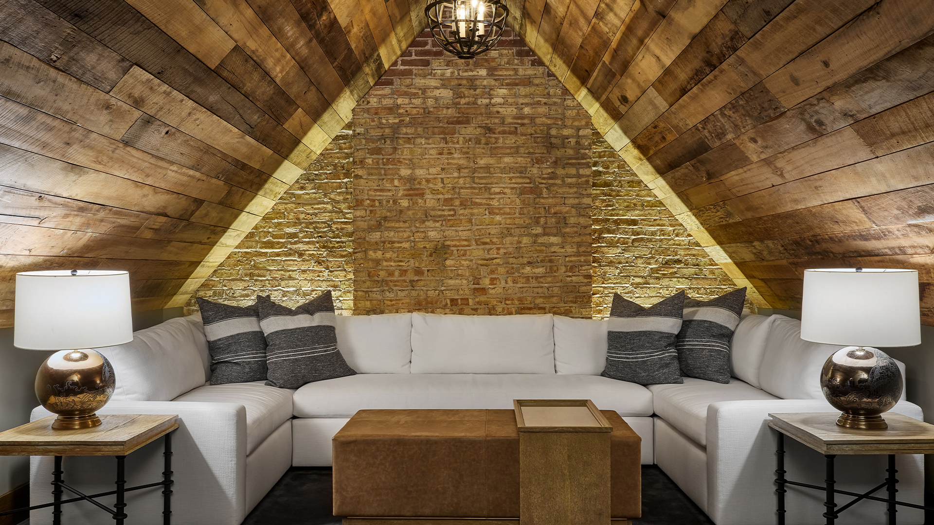 Frank-Ponterio-Interior-Design-Lake-Forest-Howard-Van-Doren-Shaw-Lounge