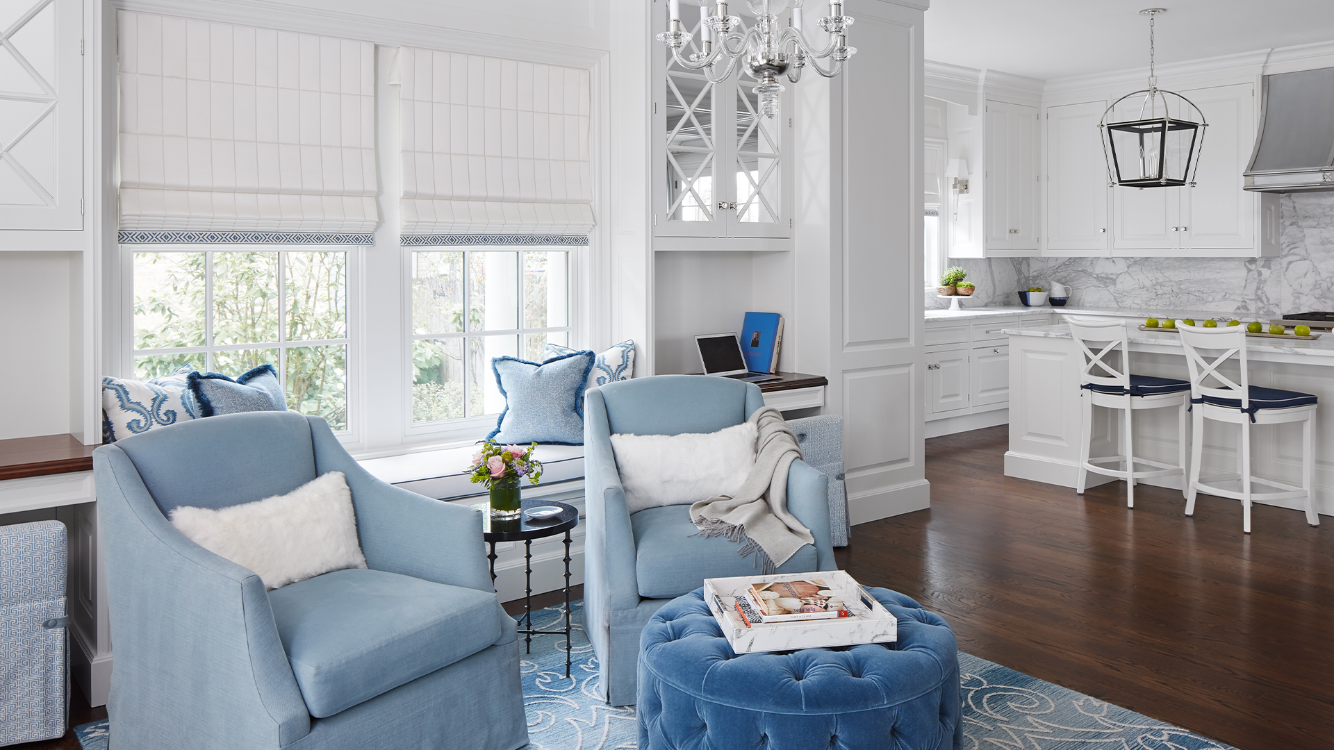 Frank-Ponterio-Interior-Design-Lake-Forest-Sitting-Room