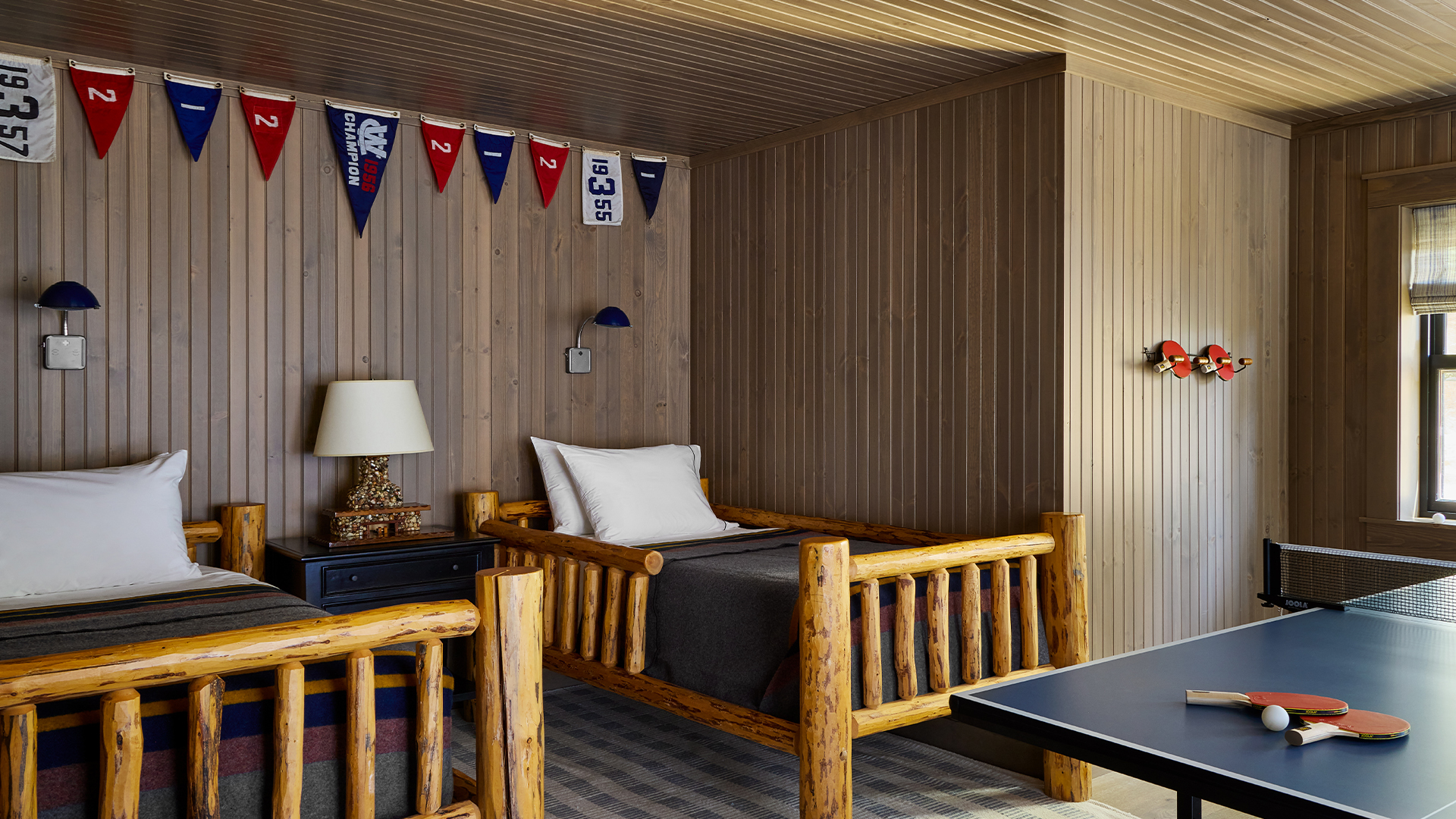 Frank-Ponterio-Interior-Design-North-Woods-Lake-House-Kids-Bedroom