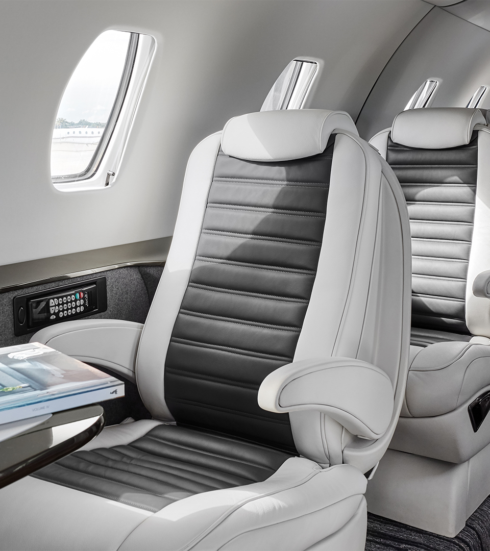 Frank-Ponterio-Interior-Design-Private-Jet-17