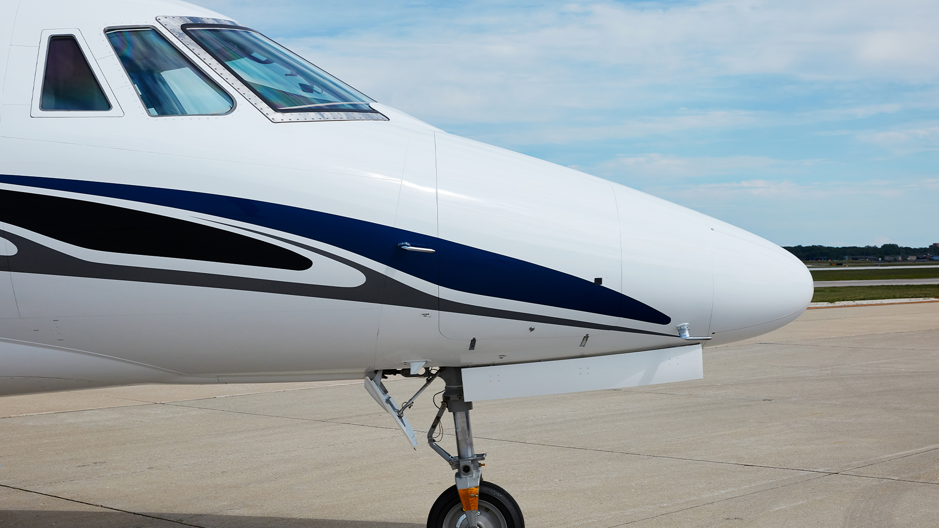 Frank-Ponterio-Interior-Design-Private-Jet-8