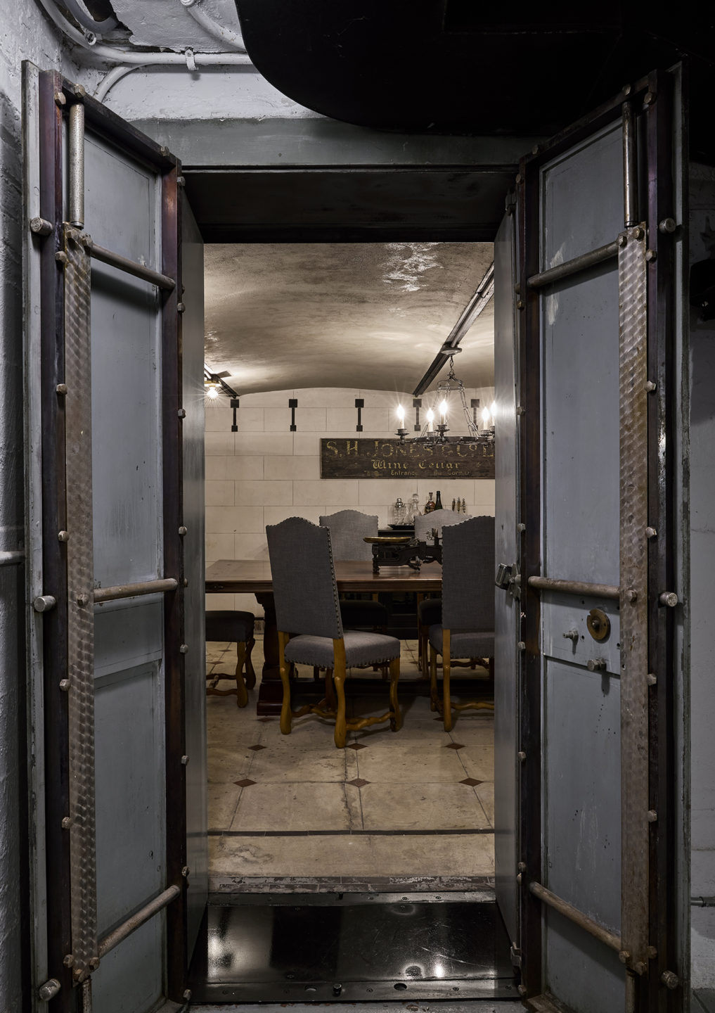 Frank-Ponterio-Interior-Design-Wine-Cellar-Cigar-Lounge-Vault-Door-Entry